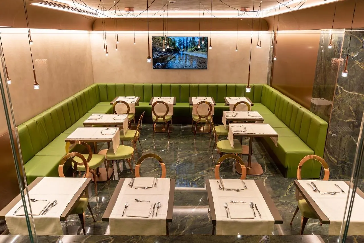 ****  Hotel Ariston Milan Italy