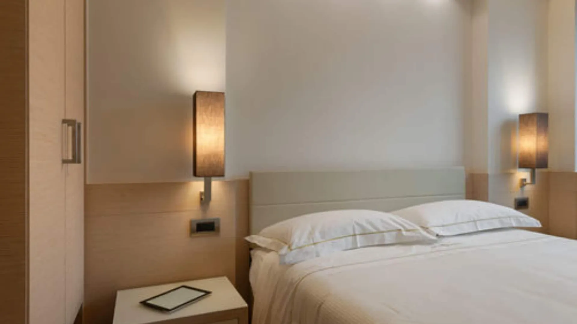 Hotel Ariston Milan Italy
