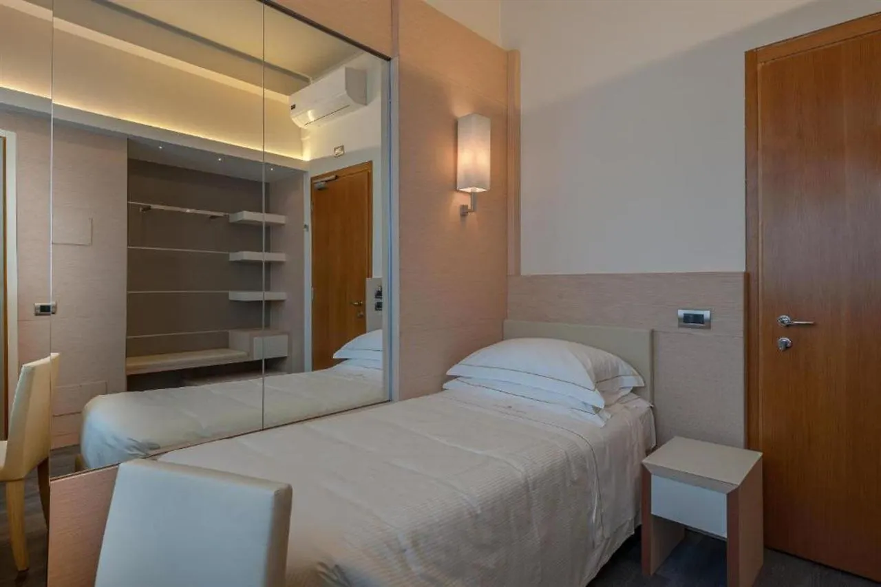 Hotel Ariston Milan